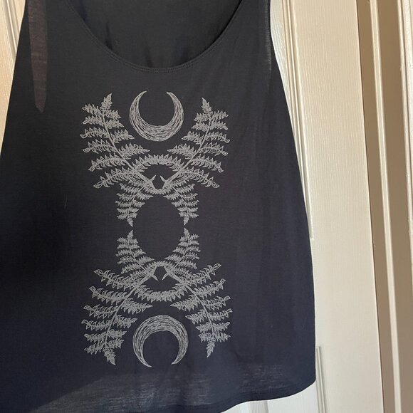 Sovrin Tank Top - Picture 3 of 3